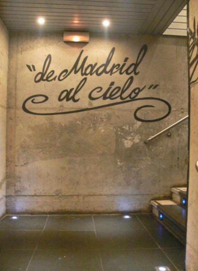 Reina Sofia Museum House Apartment Madrid Exterior photo